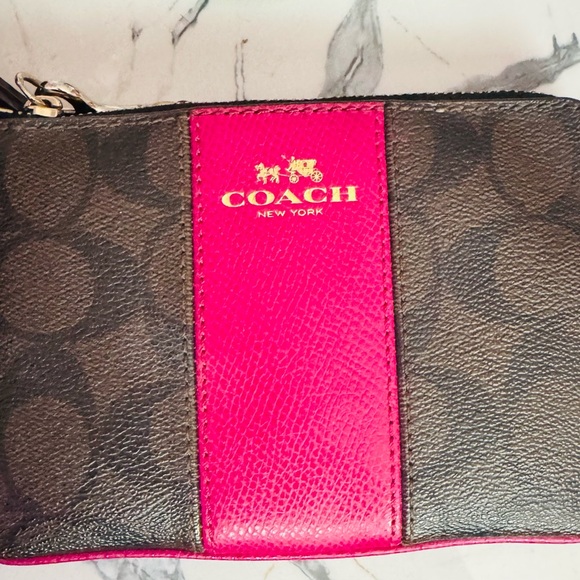 Coach Accessories - Coach